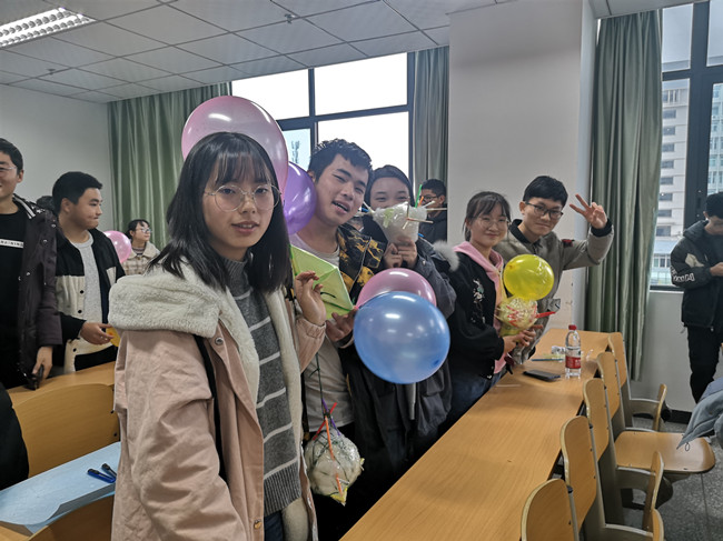 土木工程学院给排水科学与工程2019级1、2、3班联合开展班团活动1.jpg