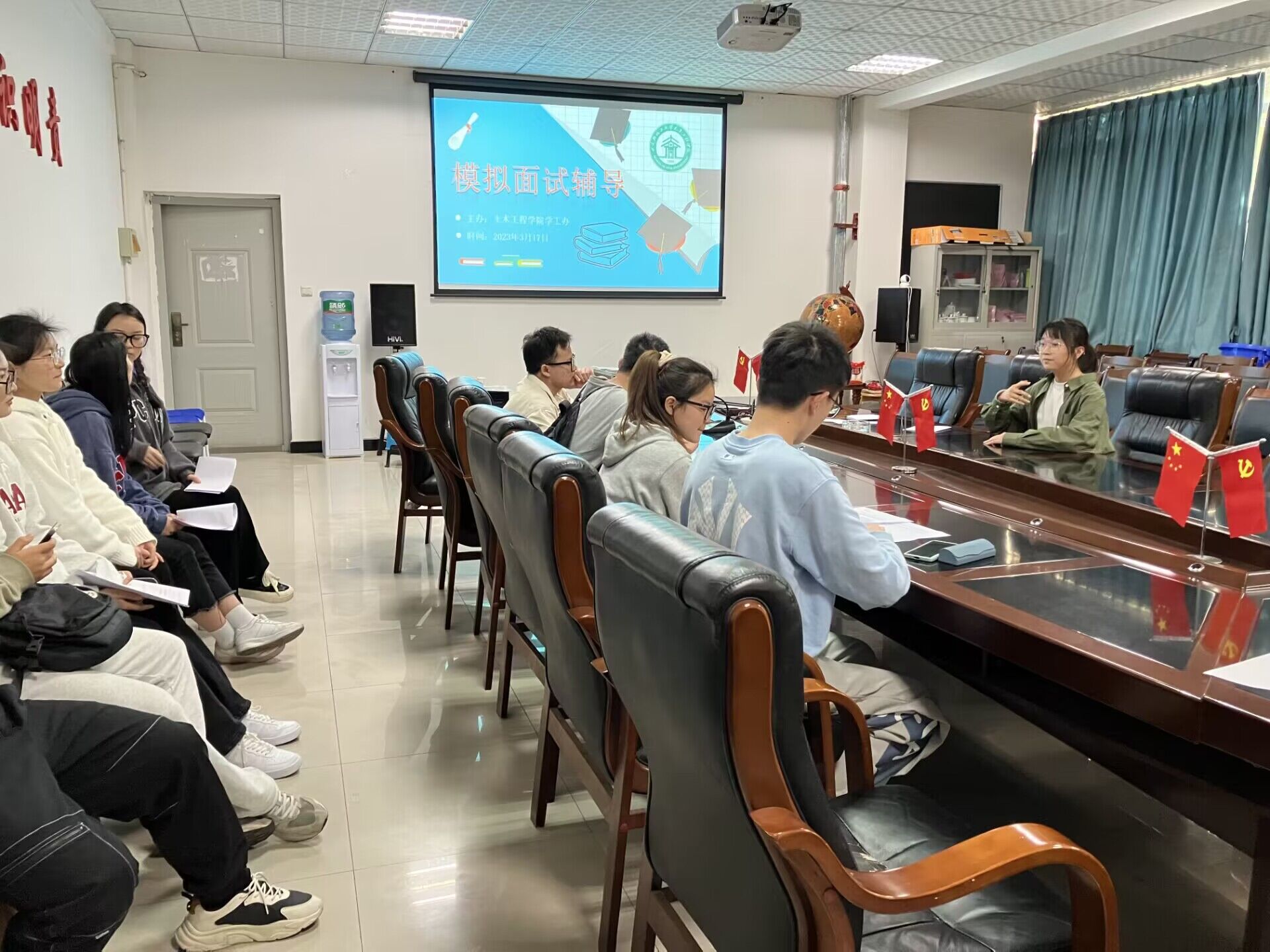 土木工程学院开展2023届考研模拟面试辅导培训2.jpg