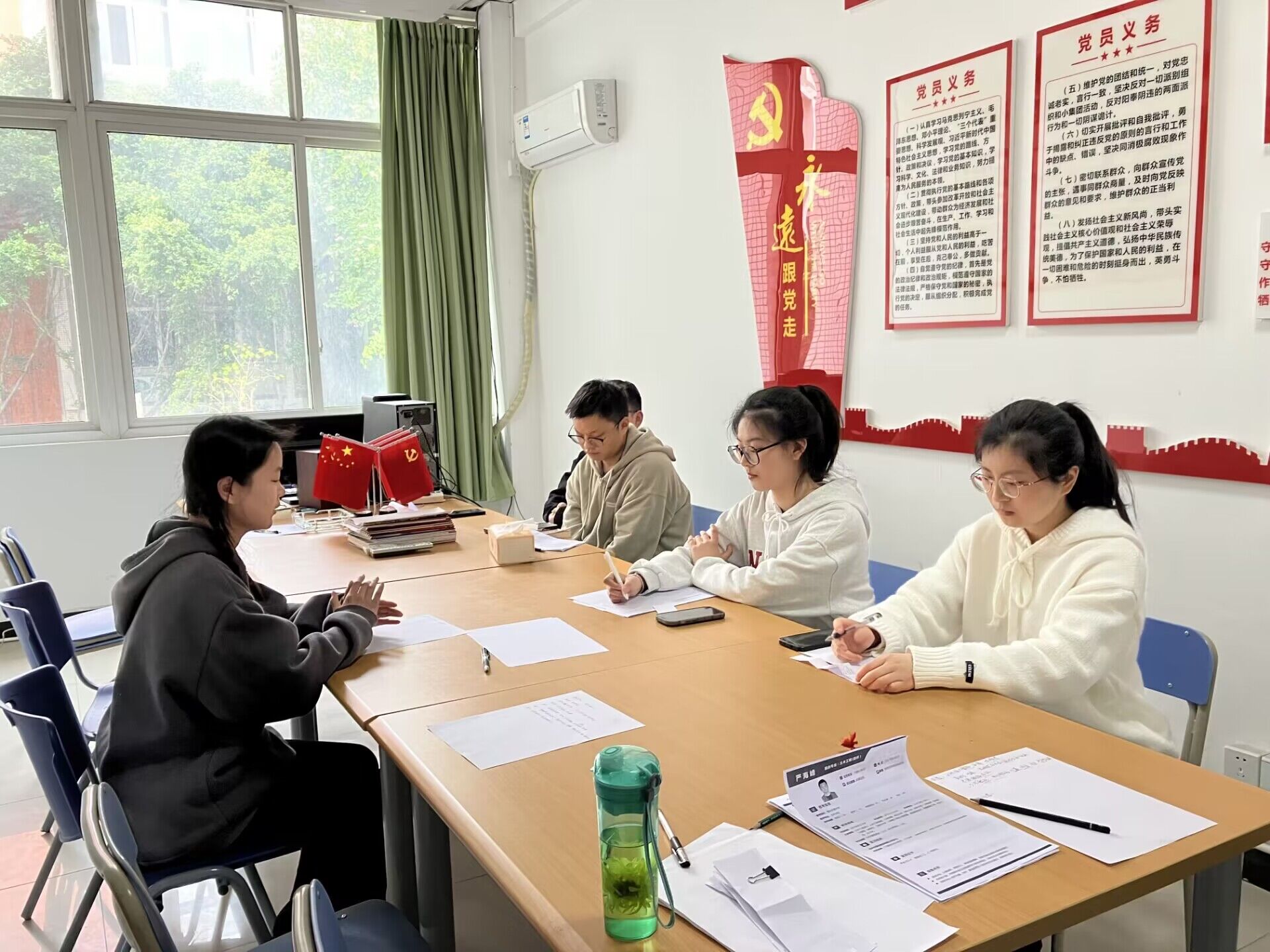 土木工程学院开展2023届考研模拟面试辅导培训1.jpg