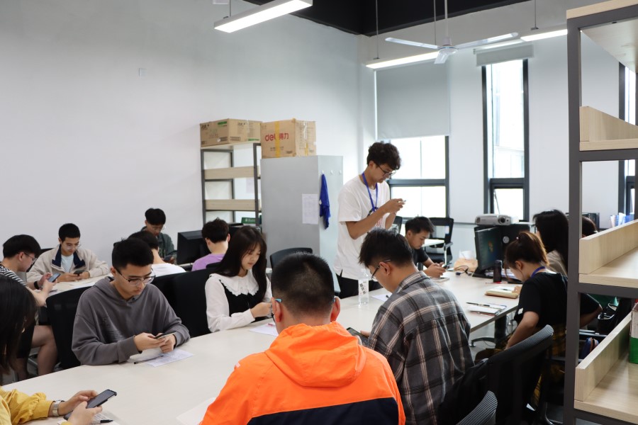 土木工程学院召开第一次学生代表大会2.jpg
