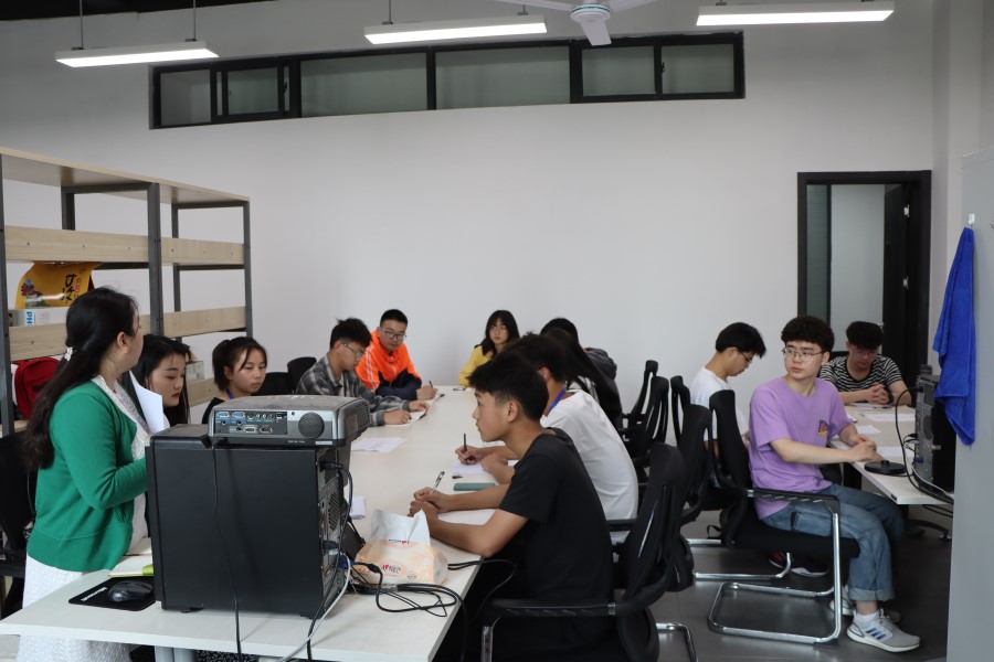 土木工程学院召开第一次学生代表大会1.jpg
