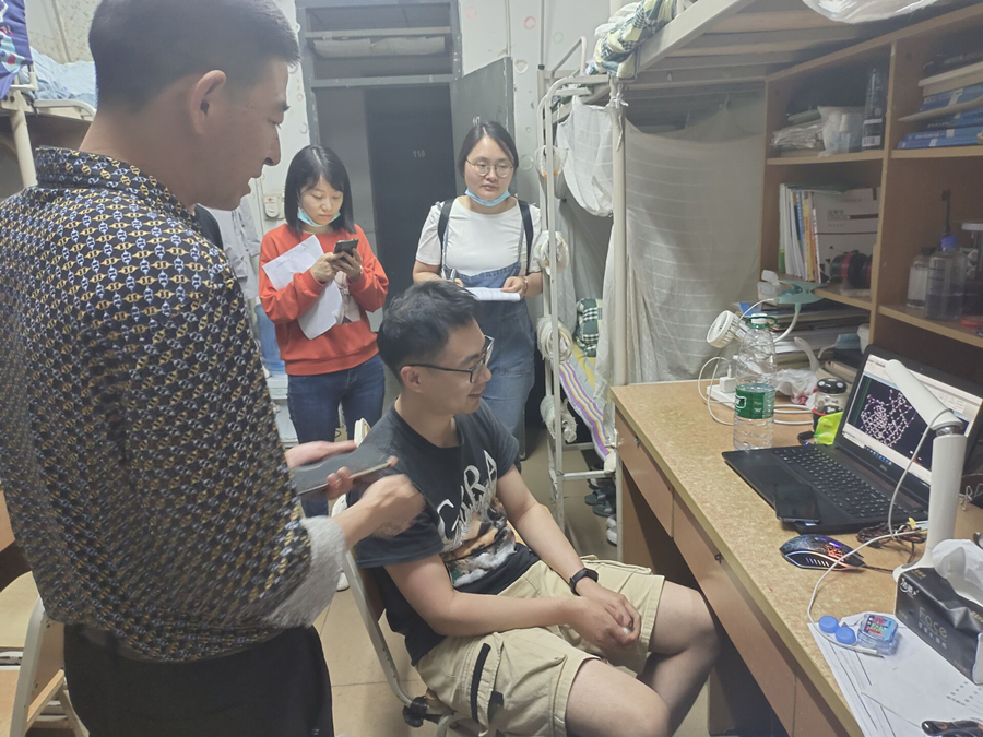 土木工程学院进行学生寝室安全隐患大检查3.png