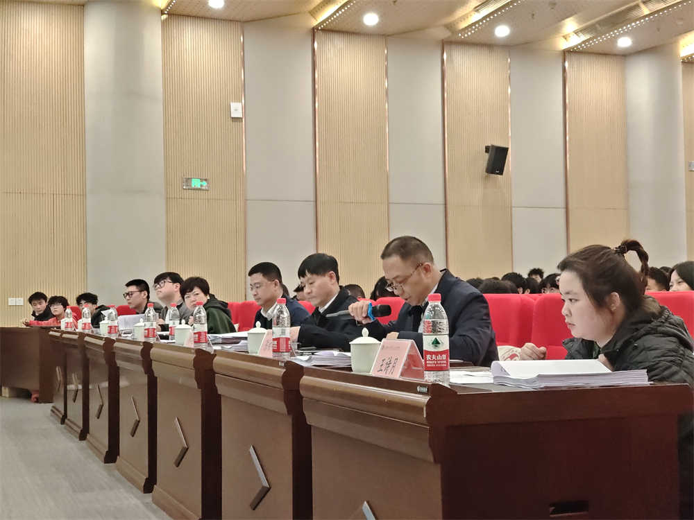 学校开展第二届志愿服务项目大赛终评路演2.JPG