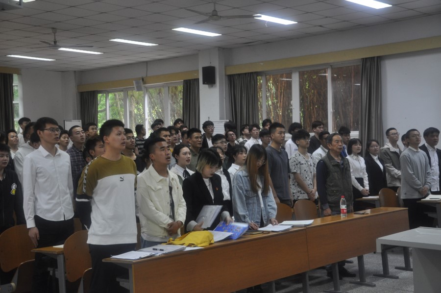 土木工程学院学生党员一支部开展组织生活专题二2.jpg
