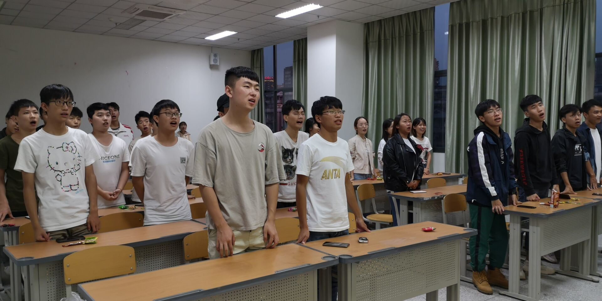 QQ图片20190925213754_副本.jpg