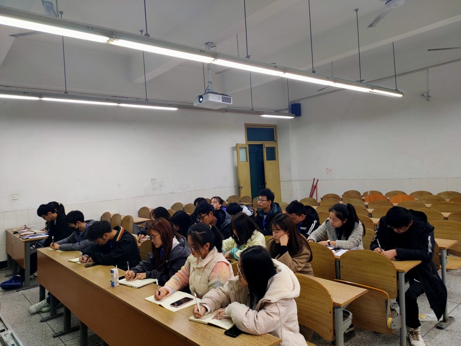 土木工程学院开展新闻稿写作专题培训2.jpg