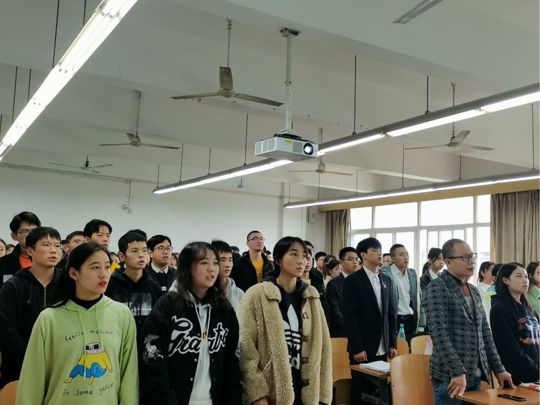 土木工程学院学生党员四支部开展组织生活专题三 4.png