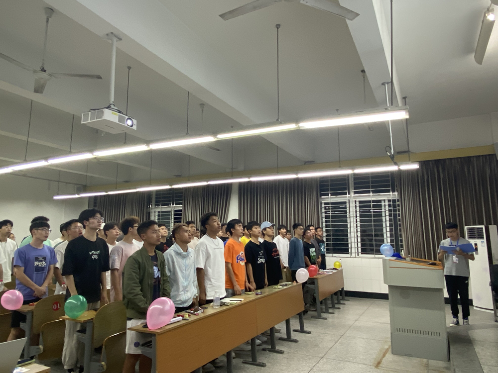 土木工程学院举办“缅怀先烈，传承红色精神’主题团组织活动2_副本.png