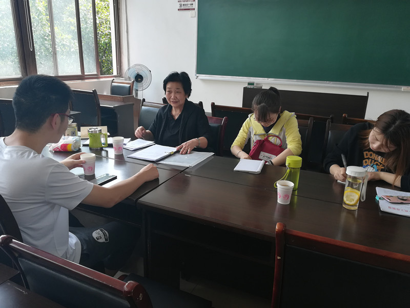 4月17日同老年大学商讨交流学习活动方案.jpg
