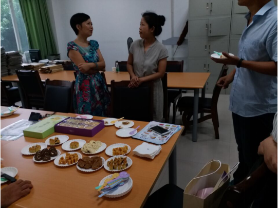 土木工程学院分工会组织教师参加元祖月饼品鉴活动2.png