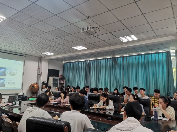 土木工程学院召开2020年学生工作专题研讨会2.jpg