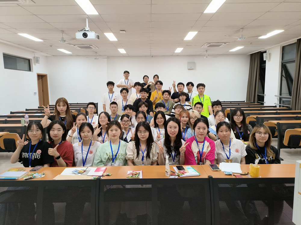 土木工程学院志愿服务队五月月结会暨期末总结大会2.jpg