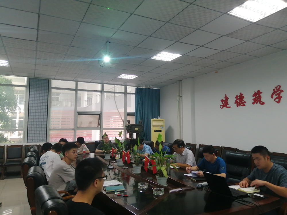 土木工程学院召开2022届毕业生座谈会2_副本.png