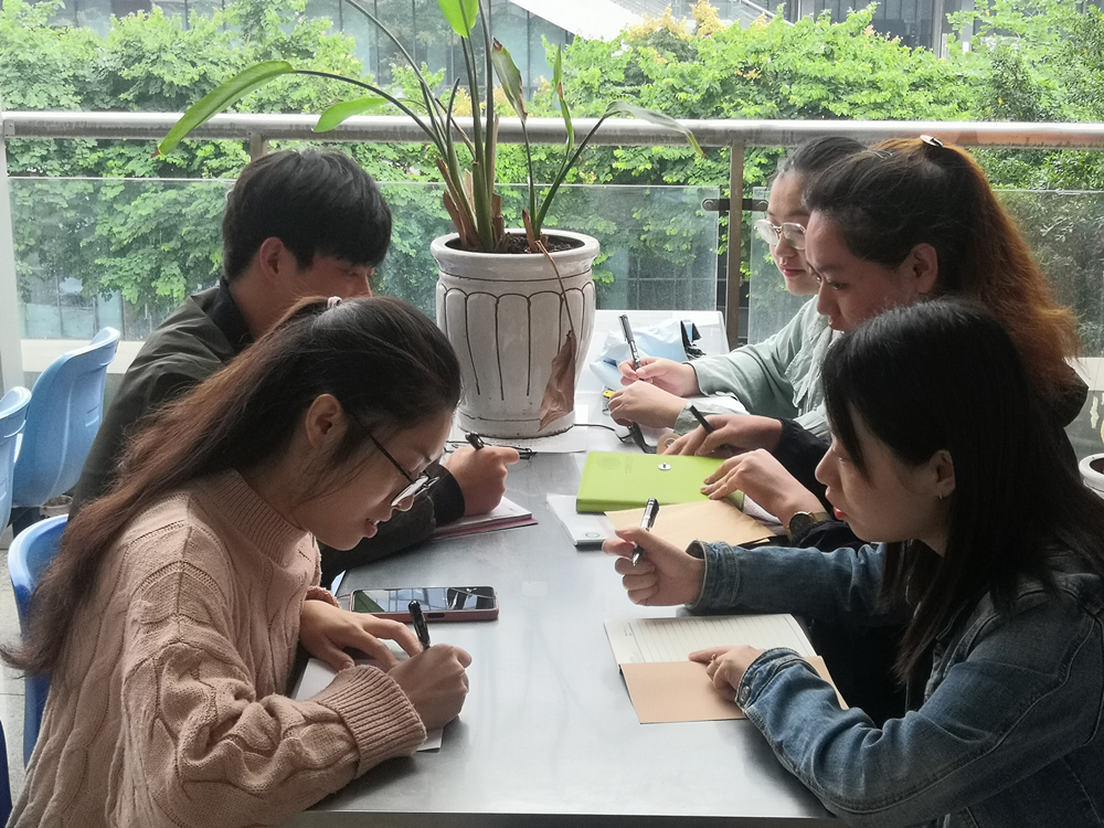 土木工程学院学生党员四支部召开10月支委会-3_副本.png