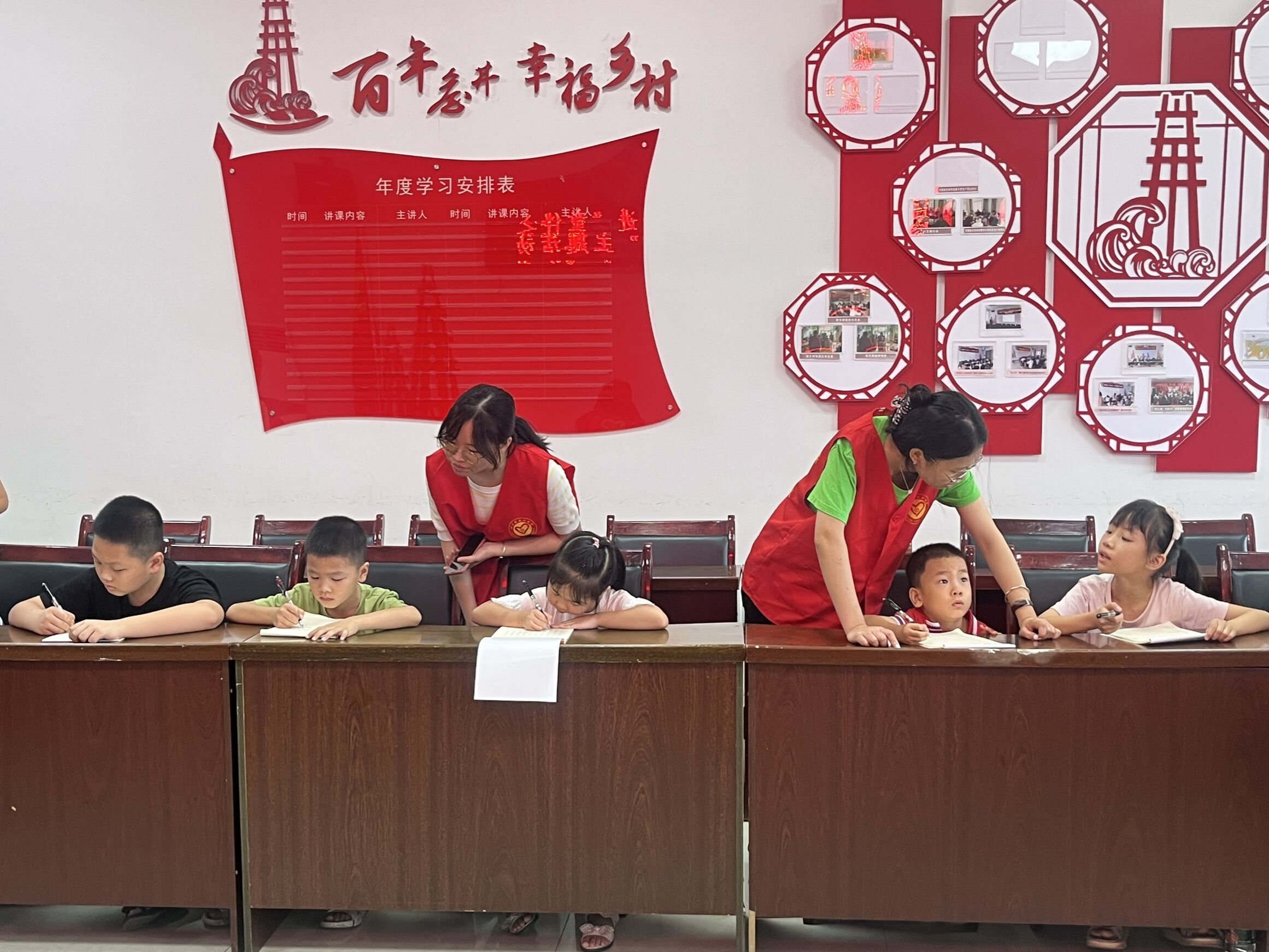 土木工程学院开展暑期社会实践活动3.jpg