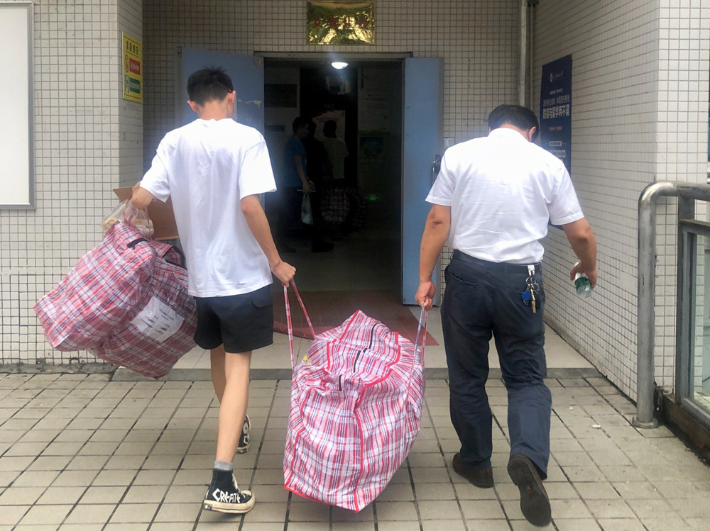 背影2.jpg