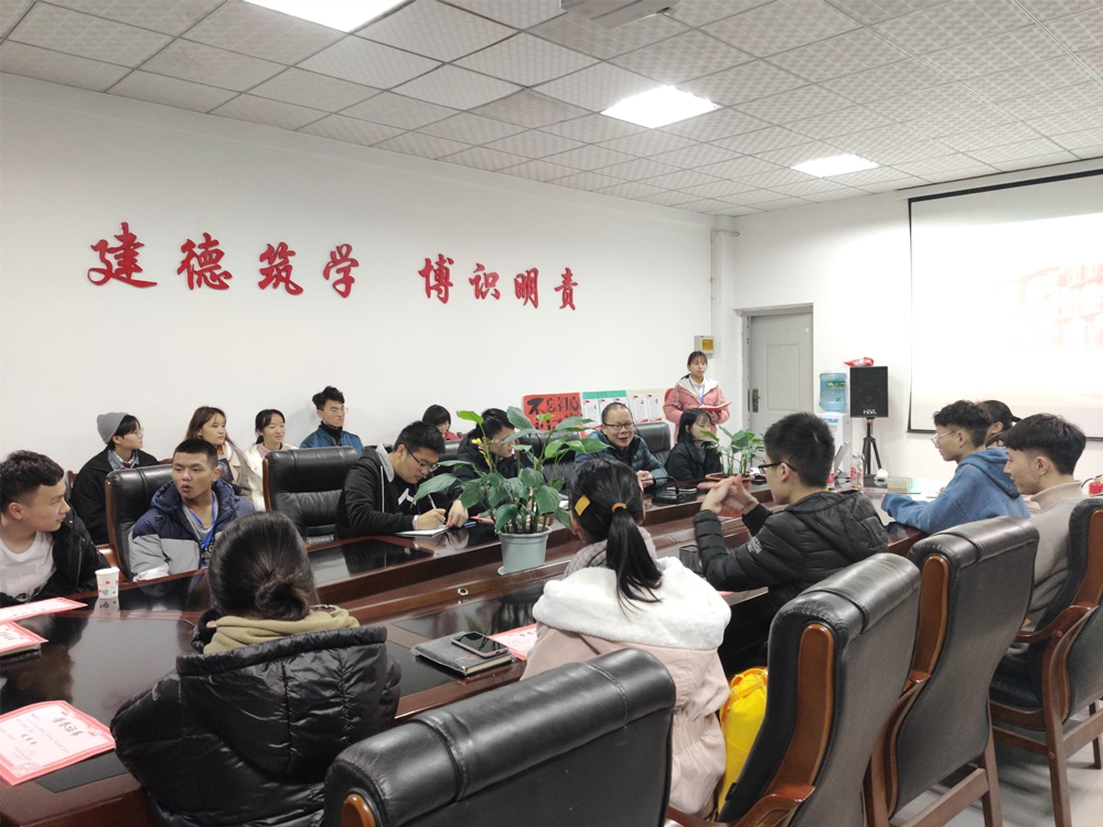 土木工程学院举办“不忘初心，牢记使命’主题征文比赛1.jpg