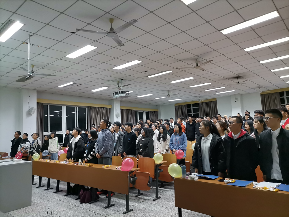土木工程学院举办“秉承绿色环保理念，齐心建设生态校园’主题团组织生活活动2.png