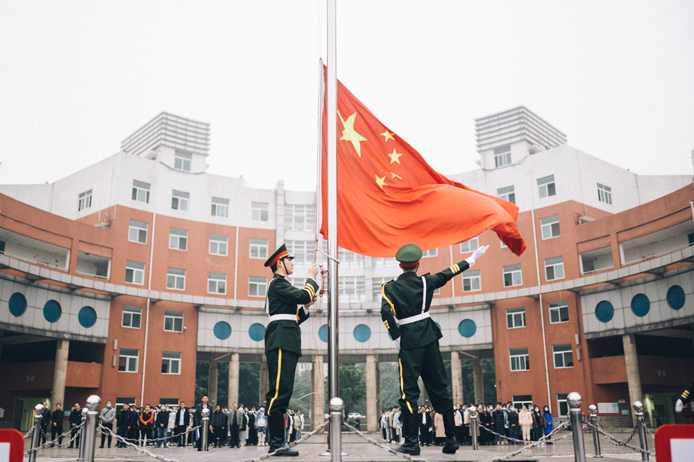 土木工程学院举行升旗仪式2_副本.png